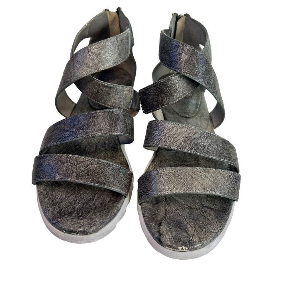 Eileen Fisher Sport Criss Cross Banded Sandals - Picture 2 of 9